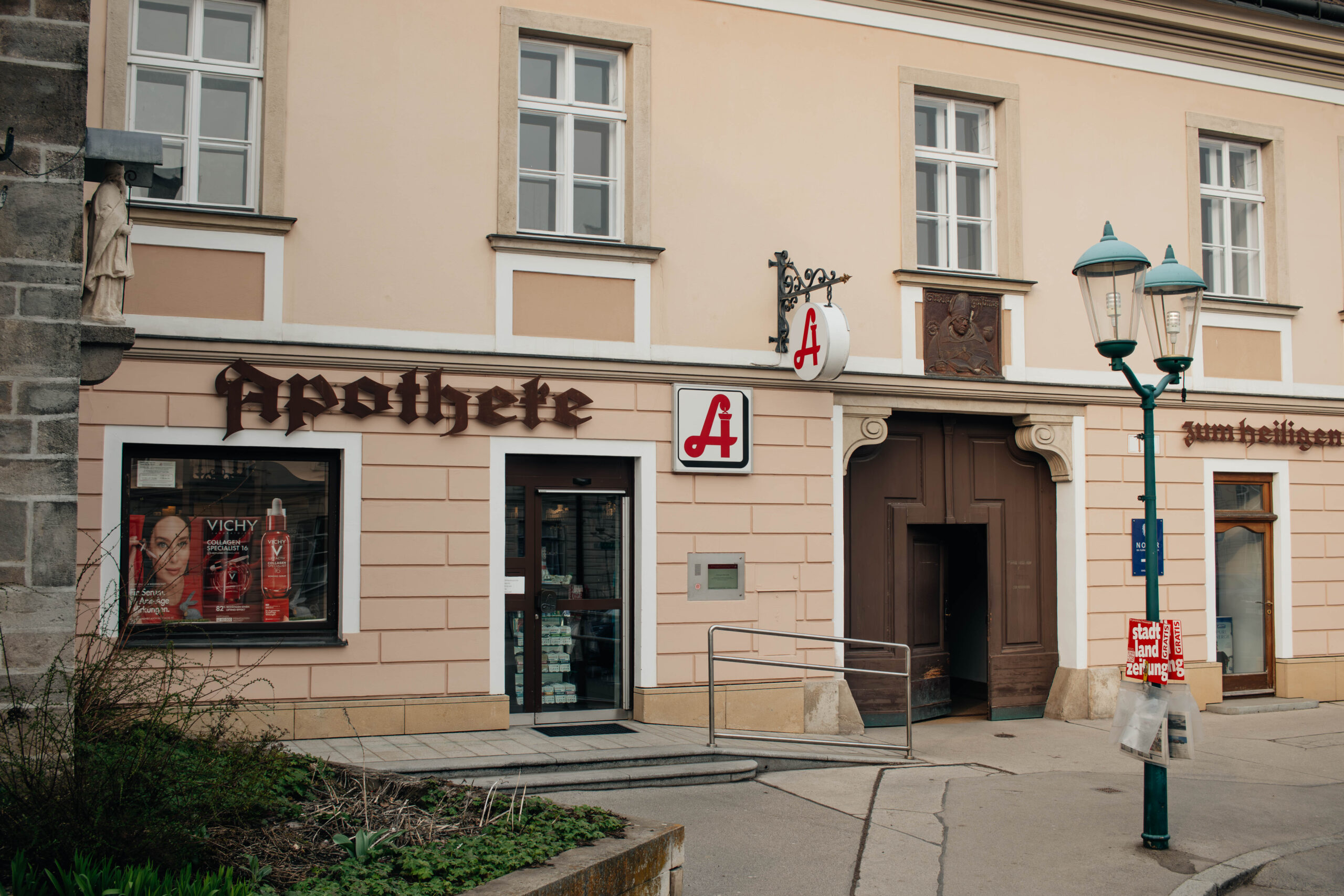 apotheke von außen